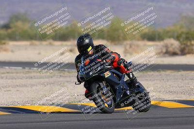 media/Nov-05-2022-SoCal Trackdays (Sat) [[f8d9b725ab]]/Turn 5 (940am)/